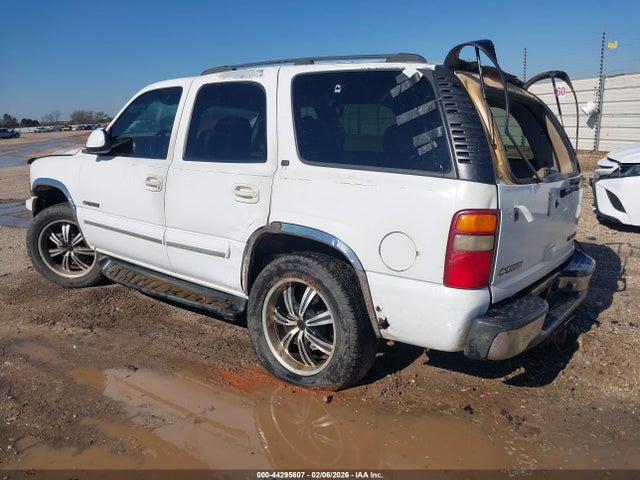 2001 CHEVROLET TAHOE 1GNEC13T71J155544 Photo 2
