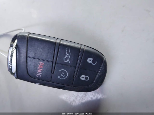 2017 DODGE CHALLENGER 2C3CDZBT7HH560672 Photo 10