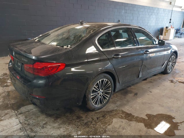 2019 Bmw 530i Xdrive მანქანა იყიდება აუქციონზე, vin: WBAJA7C55KG909943, აუქციონის ნომერი: 44295631