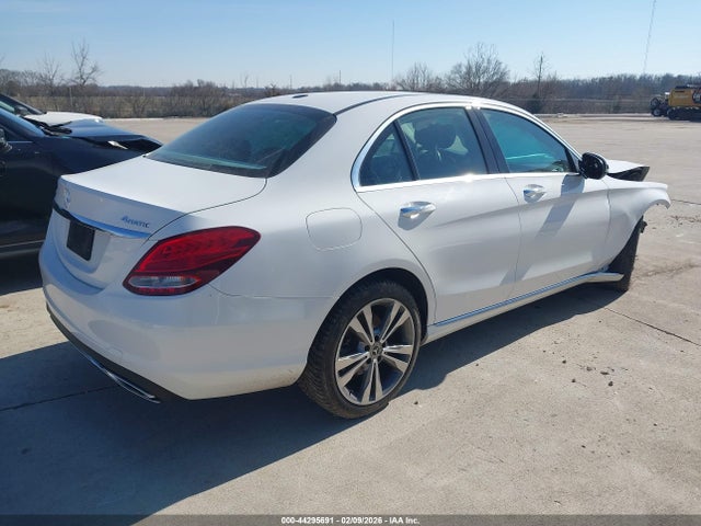 44295691 :رقم المزاد ، 55SWF4KB7JU260427 vin ، 2018 Mercedes-benz C 300 4matic مزاد بيع