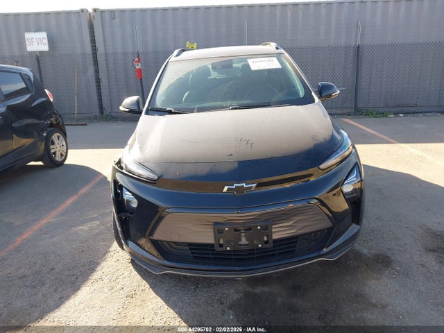 1G1FY6S08P4125391 Chevrolet Bolt Euv Fwd Lt