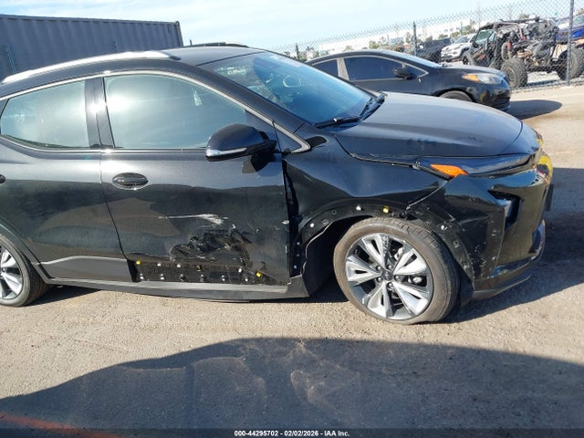 1G1FY6S08P4125391 Chevrolet Bolt Euv Fwd Lt