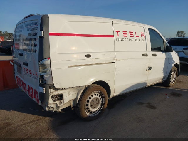 Mercedes-Benz Metris 2016 WD3PG2EA9G3079940 Image 4