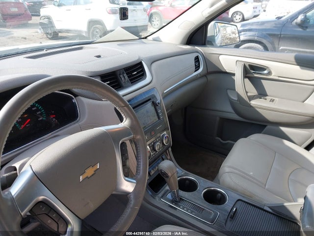 1GNKRHKD0EJ346166 Chevrolet Traverse 2lt