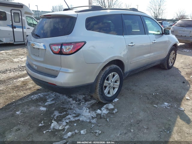 1GNKRHKD0EJ346166 Chevrolet Traverse 2lt