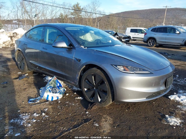 2025 TESLA MODEL 3 5YJ3E1EA9SF885101 Photo 0