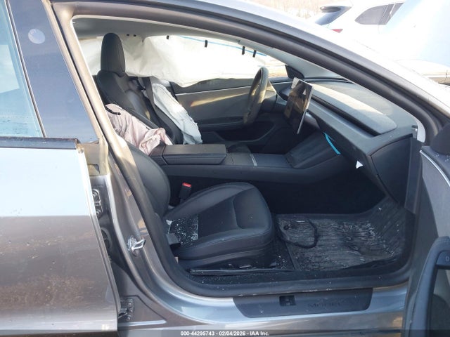 2025 TESLA MODEL 3 5YJ3E1EA9SF885101 Photo 4