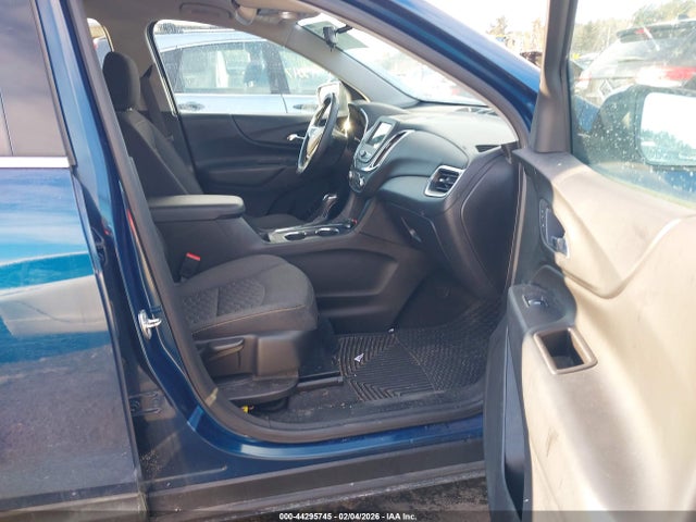 2GNAXUEVXK6276523 Chevrolet EQUINOX LT