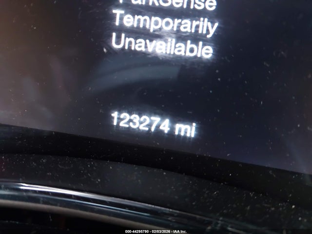1C4RJFBG6GC311006 Jeep Grand Cherokee Limited