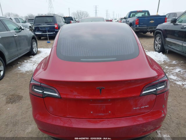 5YJ3E1EB1JF133562 Tesla Model 3 Long Range/performance