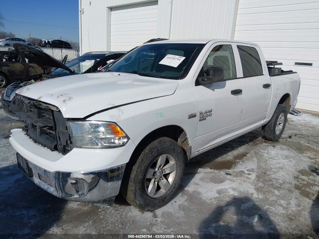 44295794 :رقم المزاد ، 3C6RR7KT2LG130947 vin ، 2020 Ram 1500 Classic Tradesman  4x4 5'7 Box مزاد بيع