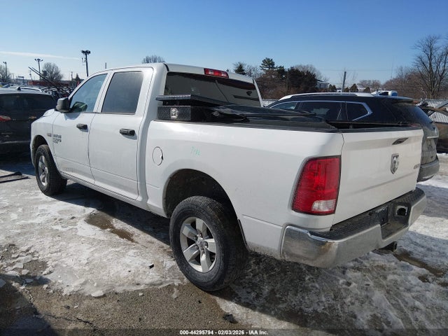 44295794 :رقم المزاد ، 3C6RR7KT2LG130947 vin ، 2020 Ram 1500 Classic Tradesman  4x4 5'7 Box مزاد بيع
