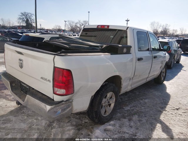44295794 :رقم المزاد ، 3C6RR7KT2LG130947 vin ، 2020 Ram 1500 Classic Tradesman  4x4 5'7 Box مزاد بيع