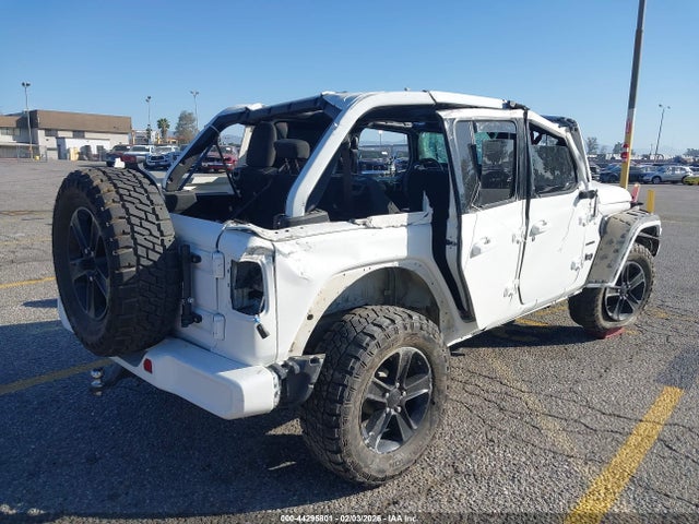 1C4HJXEG4KW552518 Jeep Wrangler Unlimited Sahara 4x4