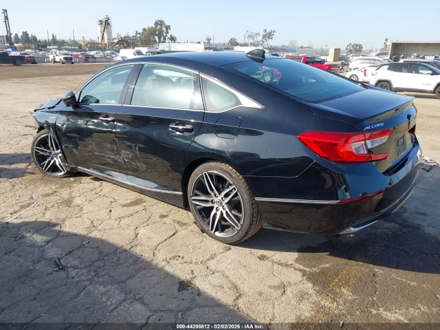 1HGCV3F96MA018882 Honda Accord Hybrid Touring
