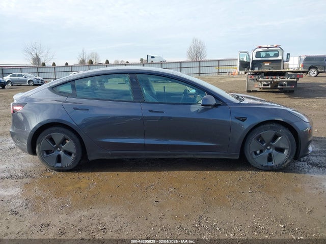 Tesla Model 3 Long Range Dual Motor All-wheel Drive 2021 5YJ3E1EBXMF055643 Image 12
