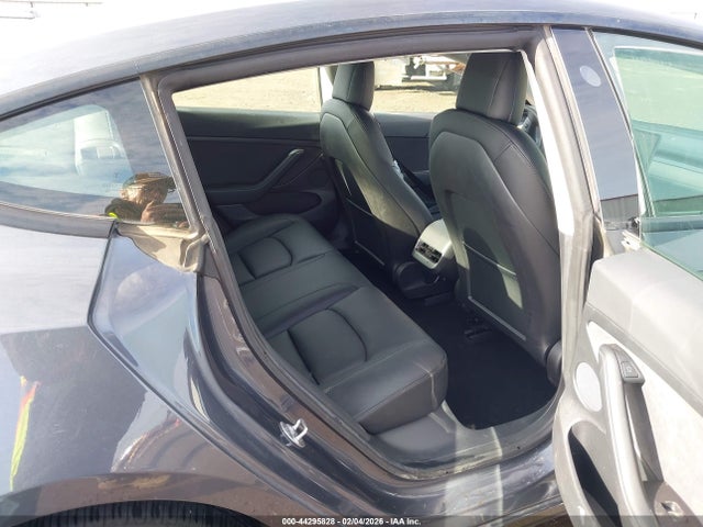 2021 TESLA MODEL 3 5YJ3E1EBXMF055643 Photo 7