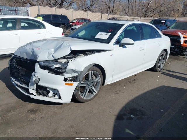 2017 AUDI A4 WAUENAF49HN020699 Photo 1