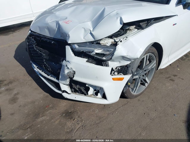 2017 AUDI A4 WAUENAF49HN020699 Photo 5
