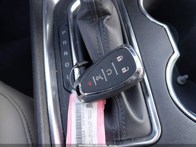 1GNEVHKW8PJ273156 Chevrolet Traverse Awd Lt Leather