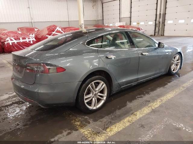 Продаж на аукціоні авто 2013 Tesla Model S, vin: 5YJSA1DN6DFP03403, номер лоту: 44295874