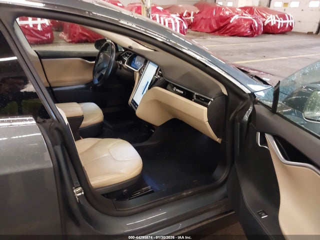 Продаж на аукціоні авто 2013 Tesla Model S, vin: 5YJSA1DN6DFP03403, номер лоту: 44295874