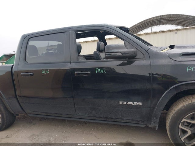 2025 Ram 1500 Laramie  4x4 5'7 Box მანქანა იყიდება აუქციონზე, vin: 1C6SRFJP8SN524944, აუქციონის ნომერი: 44295880