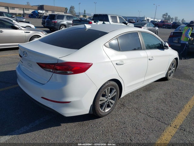 5NPD84LF0JH306315 Hyundai Elantra Value Edition