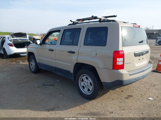 1C4NJRBB8HD194951 Jeep Patriot Sport 4x4