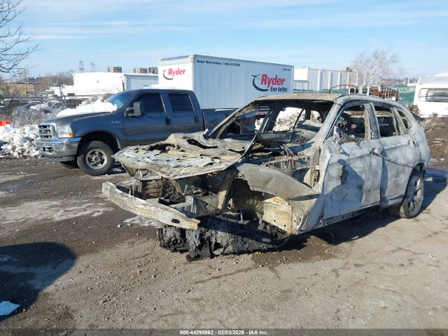 WBAVM1C57FV315300 BMW X1 Sdrive28i