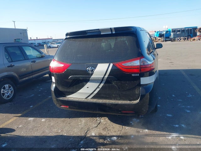 5TDZK3DC3FS667559 Toyota Sienna L 7 Passenger