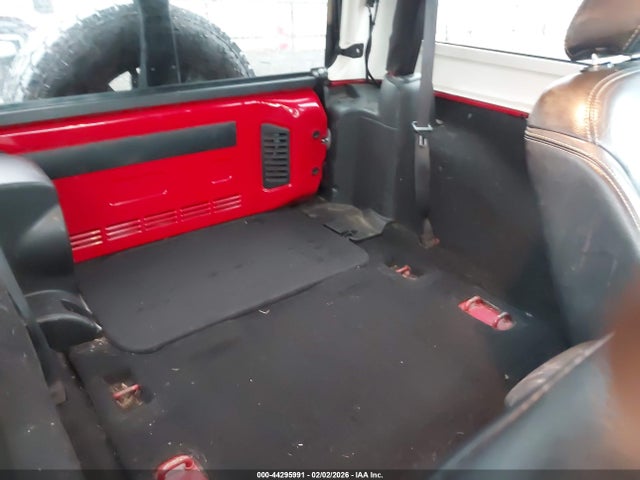 1C4BJWCG0EL265475 Jeep Wrangler Rubicon