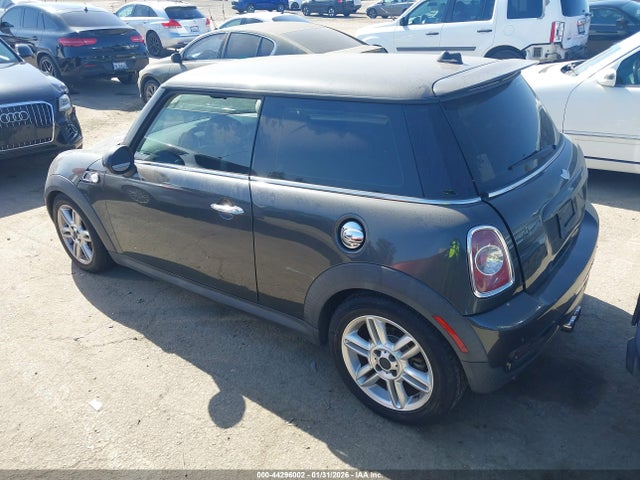 2012 MINI COOPER S WMWSV3C52CT386360 Photo 2