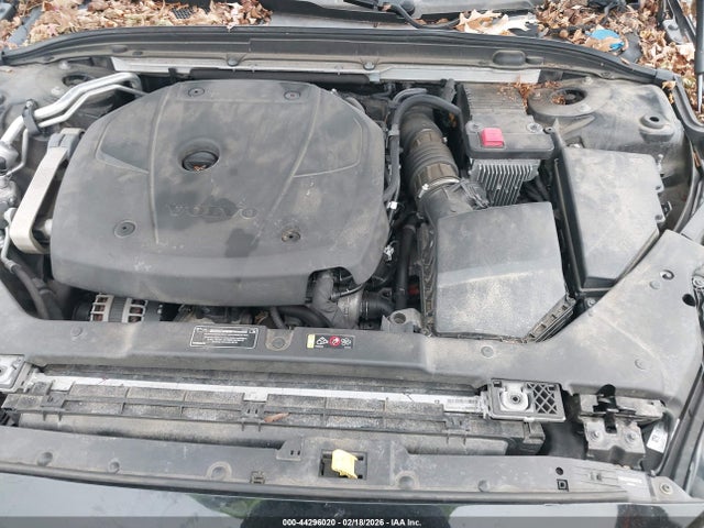 2019 VOLVO S60 7JRA22TK9KG012778 Photo 9