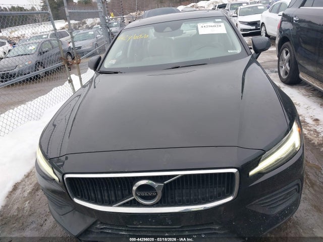 7JRA22TK9KG012778 Volvo S60 T6 Momentum