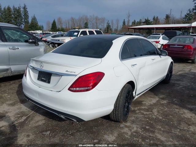55SWF4KB3HU221277 Mercedes-Benz C 300 4matic