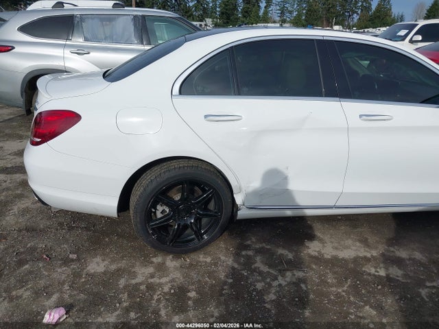 55SWF4KB3HU221277 Mercedes-Benz C 300 4matic