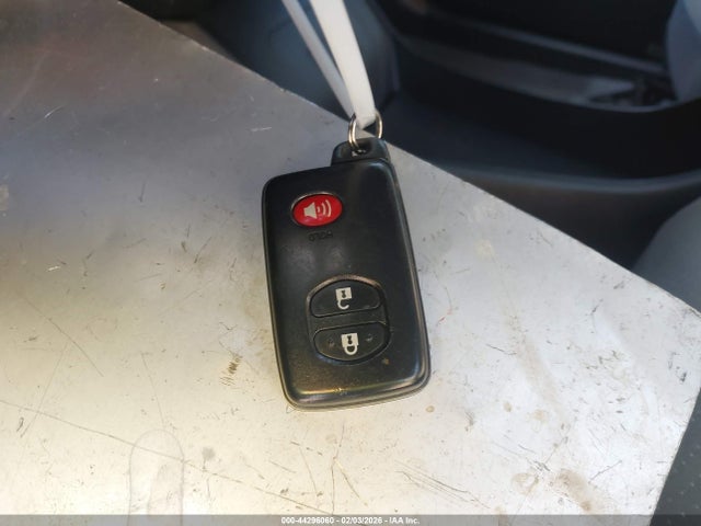 Toyota Prius Two 2015 JTDKN3DU1F0475822 Image 11