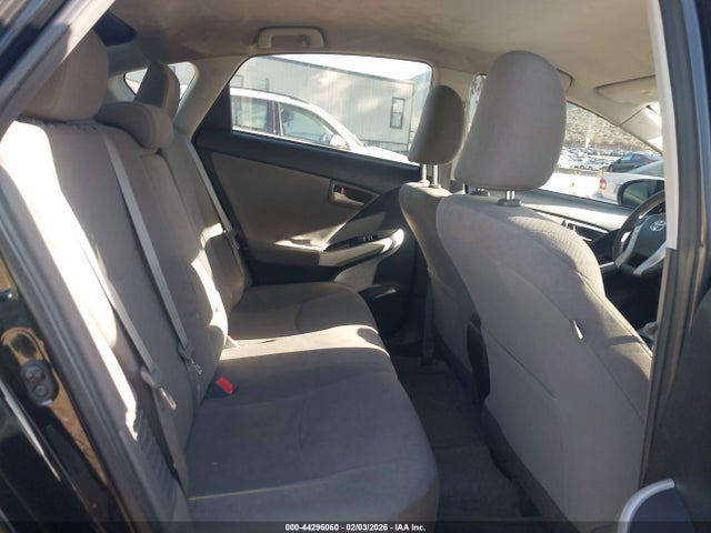 Toyota Prius Two 2015 JTDKN3DU1F0475822 Image 8