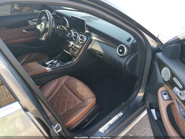 2017 MERCEDES-BENZ AMG C 63 55SWF8HB1HU187497 Photo 4