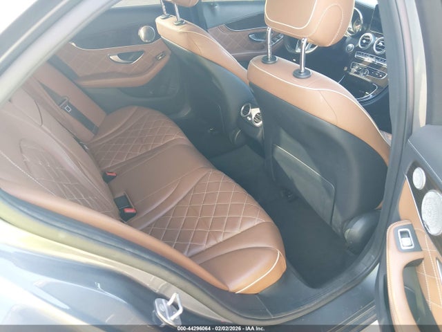 2017 MERCEDES-BENZ AMG C 63 55SWF8HB1HU187497 Photo 7