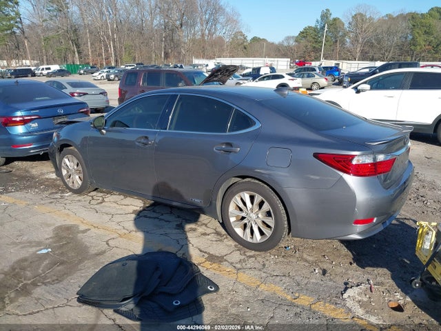 44296069 :رقم المزاد ، JTHBW1GG4F2085565 vin ، 2015 Lexus Es 300h مزاد بيع