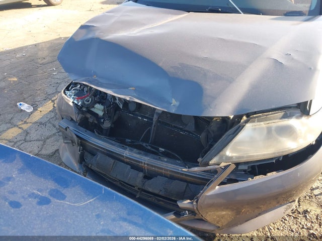 44296069 :رقم المزاد ، JTHBW1GG4F2085565 vin ، 2015 Lexus Es 300h مزاد بيع