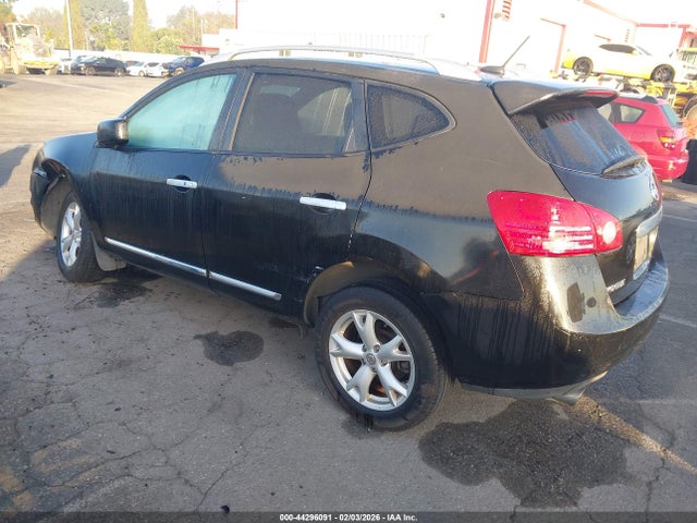 2011 NISSAN ROGUE JN8AS5MT6BW573070 Photo 2