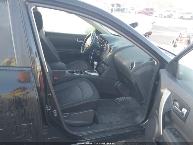 2011 NISSAN ROGUE JN8AS5MT6BW573070 Photo 4