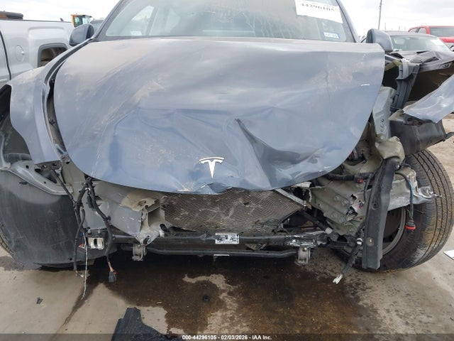 2023 Tesla Model Y Rwd მანქანა იყიდება აუქციონზე, vin: 7SAYGDED8PF960702, აუქციონის ნომერი: 44296105