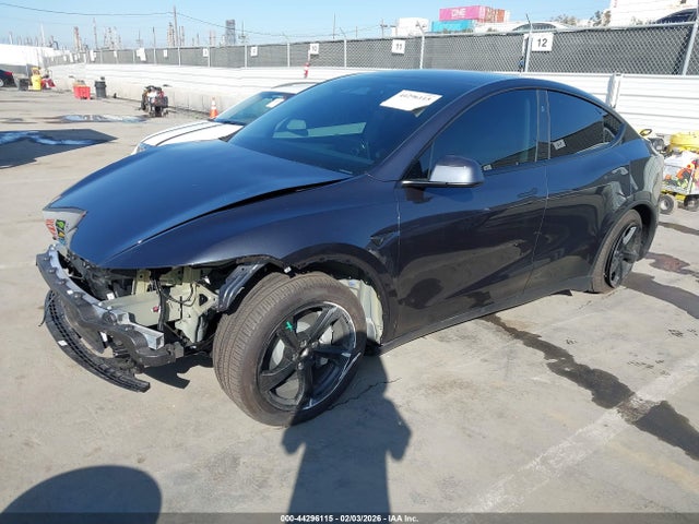 2026 Tesla Model Y Premium Rear-wheel Drive/standard Rear-wheel Drive მანქანა იყიდება აუქციონზე, vin: 7SAYGDED5TA485596, აუქციონის ნომერი: 44296115