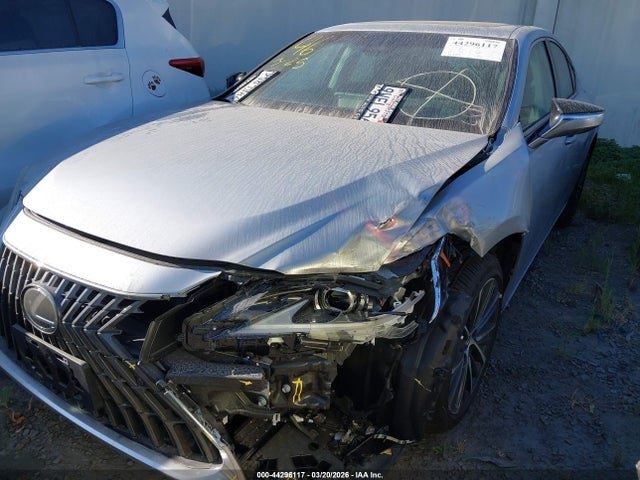 Продажа на аукционе авто 2025 Lexus Es 300h, vin: 58ADA1C16SU075617, номер лота: 44296117