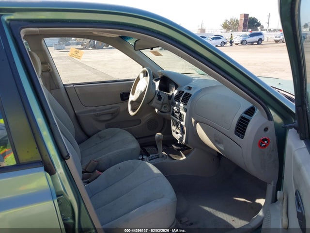 44296137 :رقم المزاد ، KMHCG45C65U605896 vin ، 2005 Hyundai Accent Gls مزاد بيع