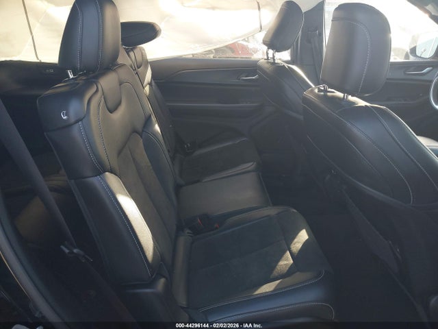 44296144 :رقم المزاد ، 1C4RJKAG8P8835156 vin ، 2023 Jeep Grand Cherokee L Altitude 4x4 مزاد بيع